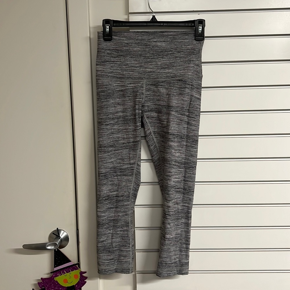 Cropped lululemon leggings